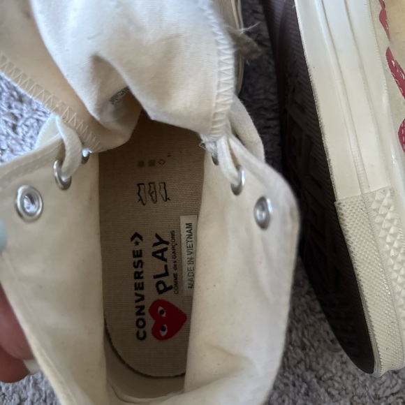 Comme des Garçons Converse Cream and Red Sneakers with Heart Accents - Picture 6 of 6